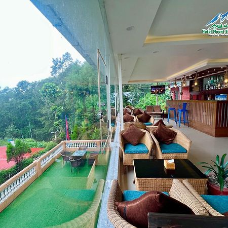 Mount Everest Hotel & Resort 나가르코트 외부 사진