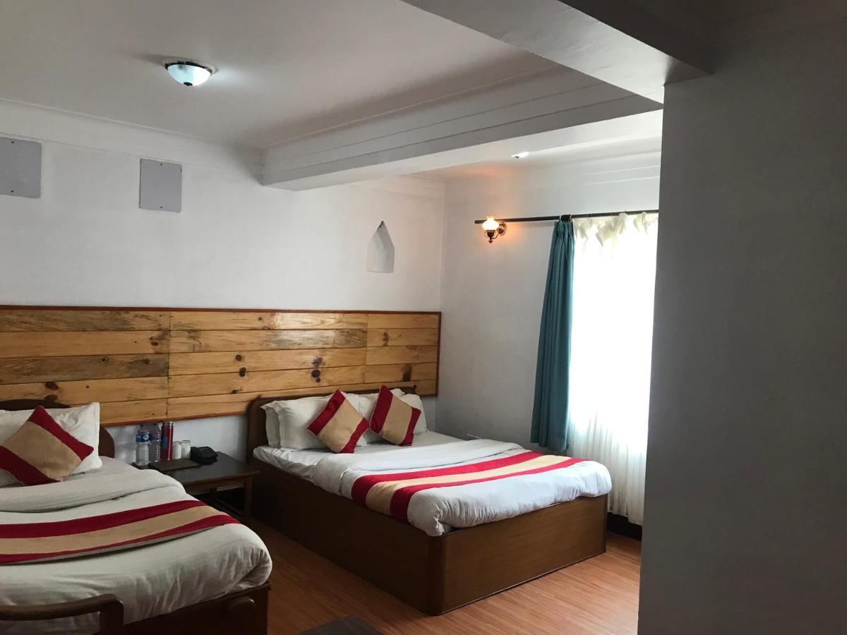 Mount Everest Hotel & Resort 나가르코트 외부 사진