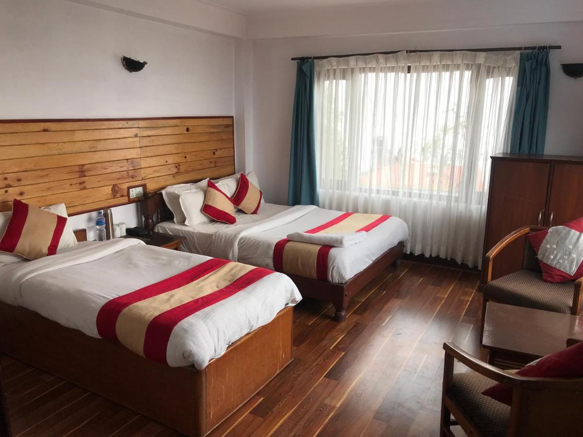 Mount Everest Hotel & Resort 나가르코트 외부 사진