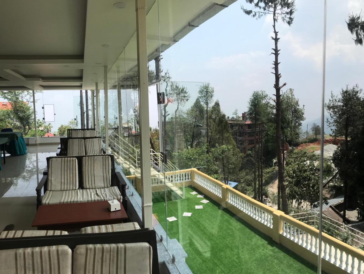 Mount Everest Hotel & Resort 나가르코트 외부 사진