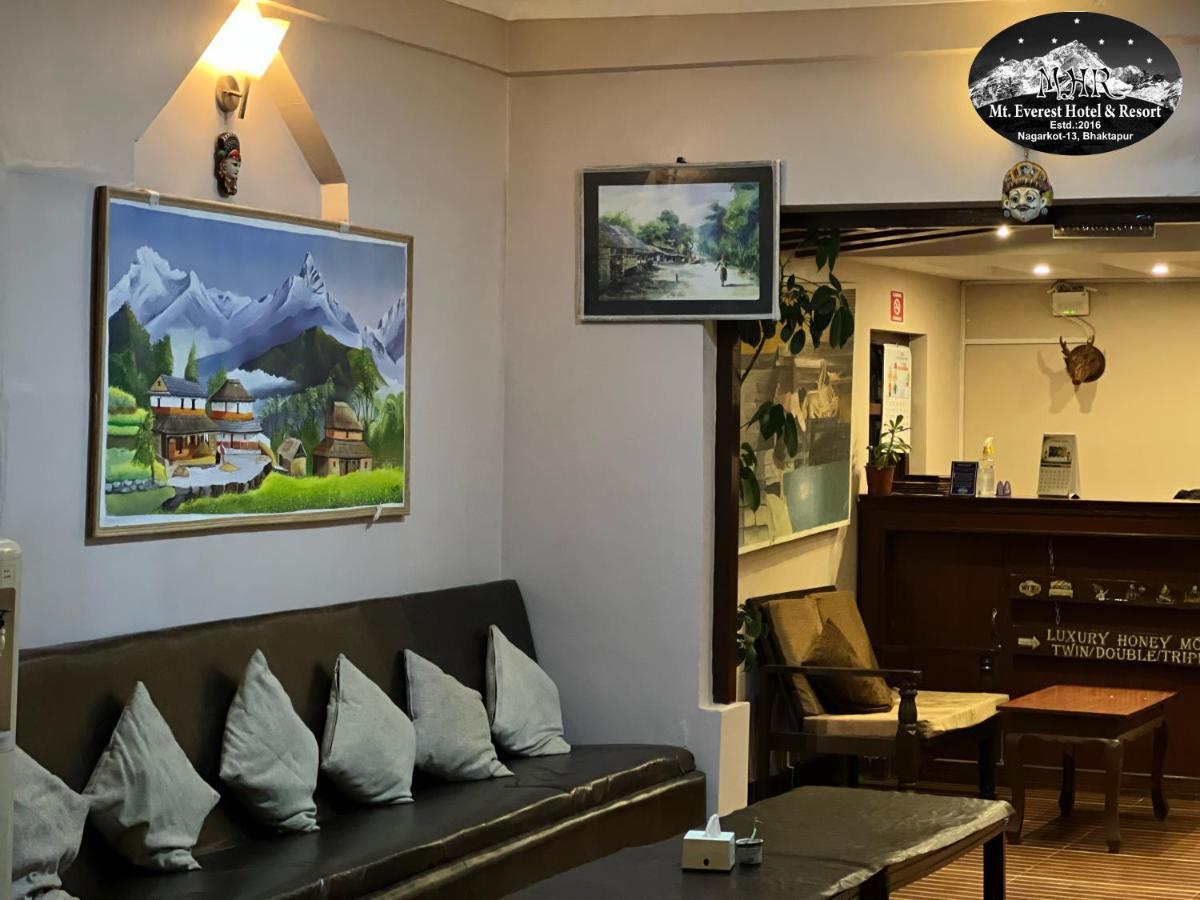 Mount Everest Hotel & Resort 나가르코트 외부 사진