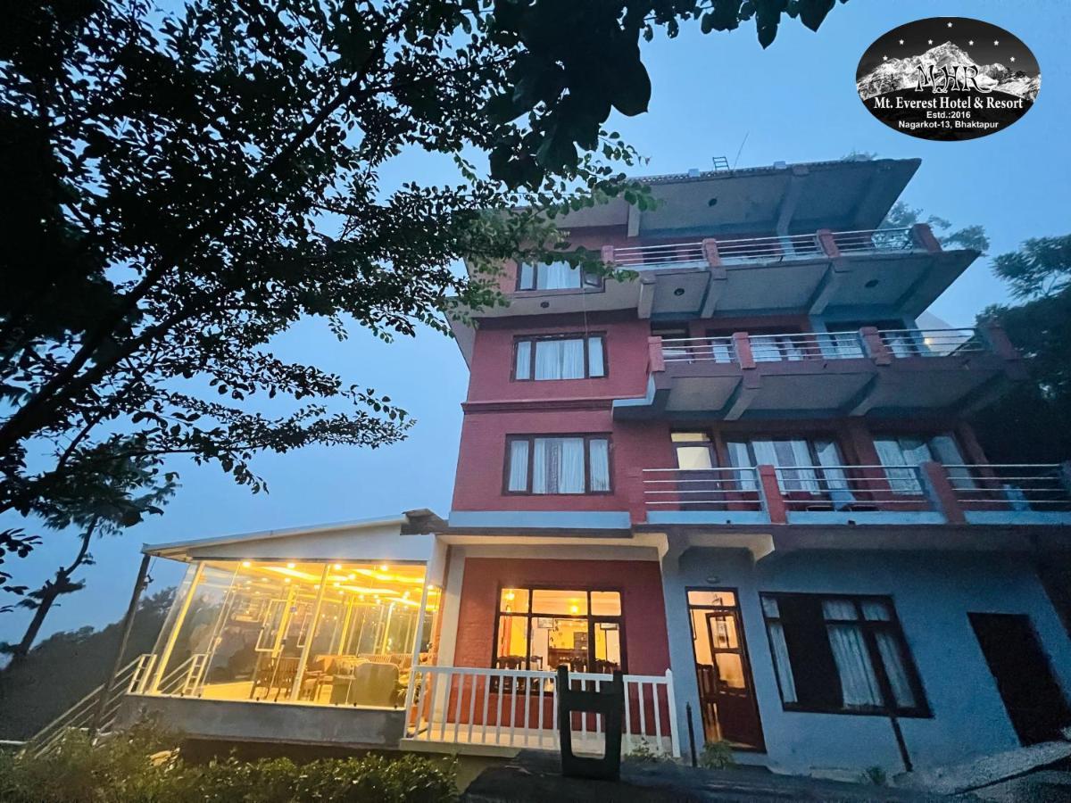 Mount Everest Hotel & Resort 나가르코트 외부 사진