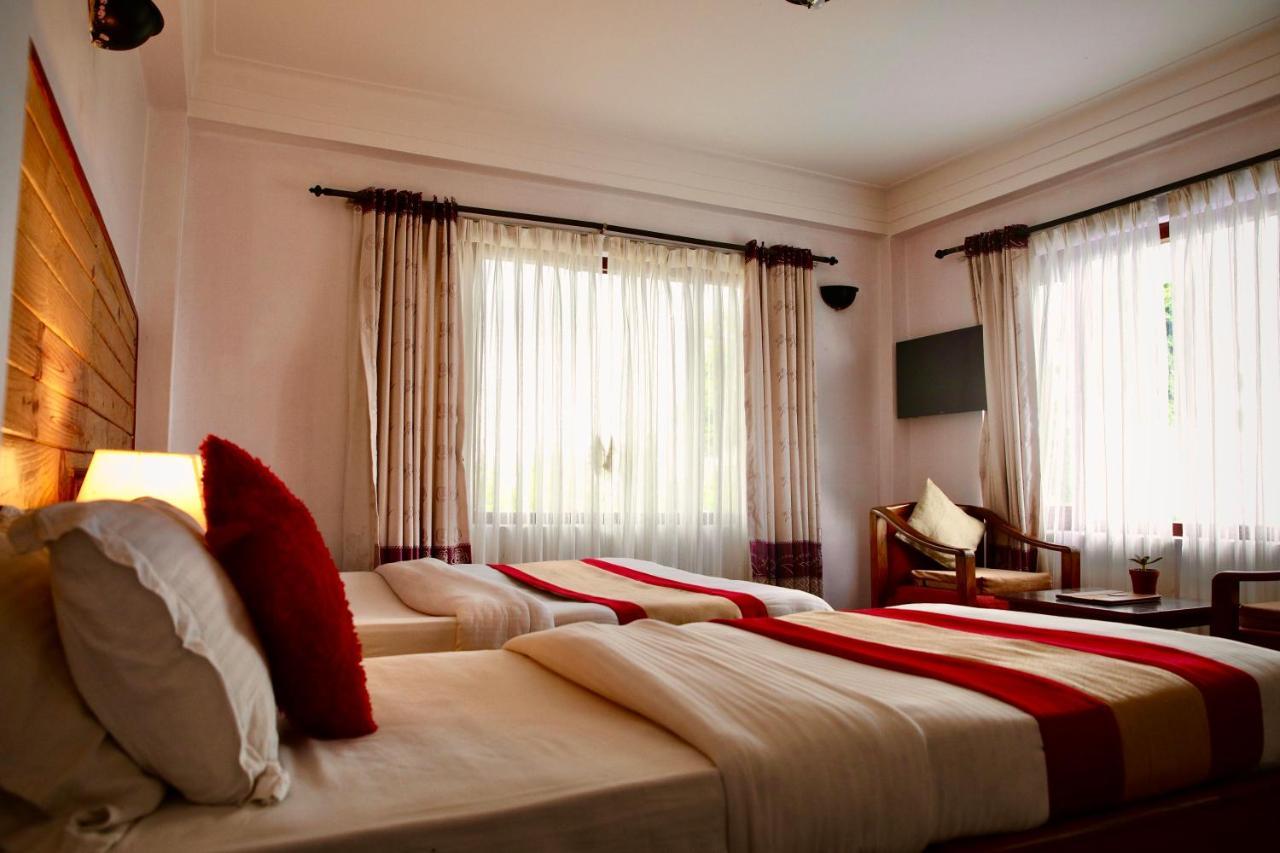 Mount Everest Hotel & Resort 나가르코트 외부 사진