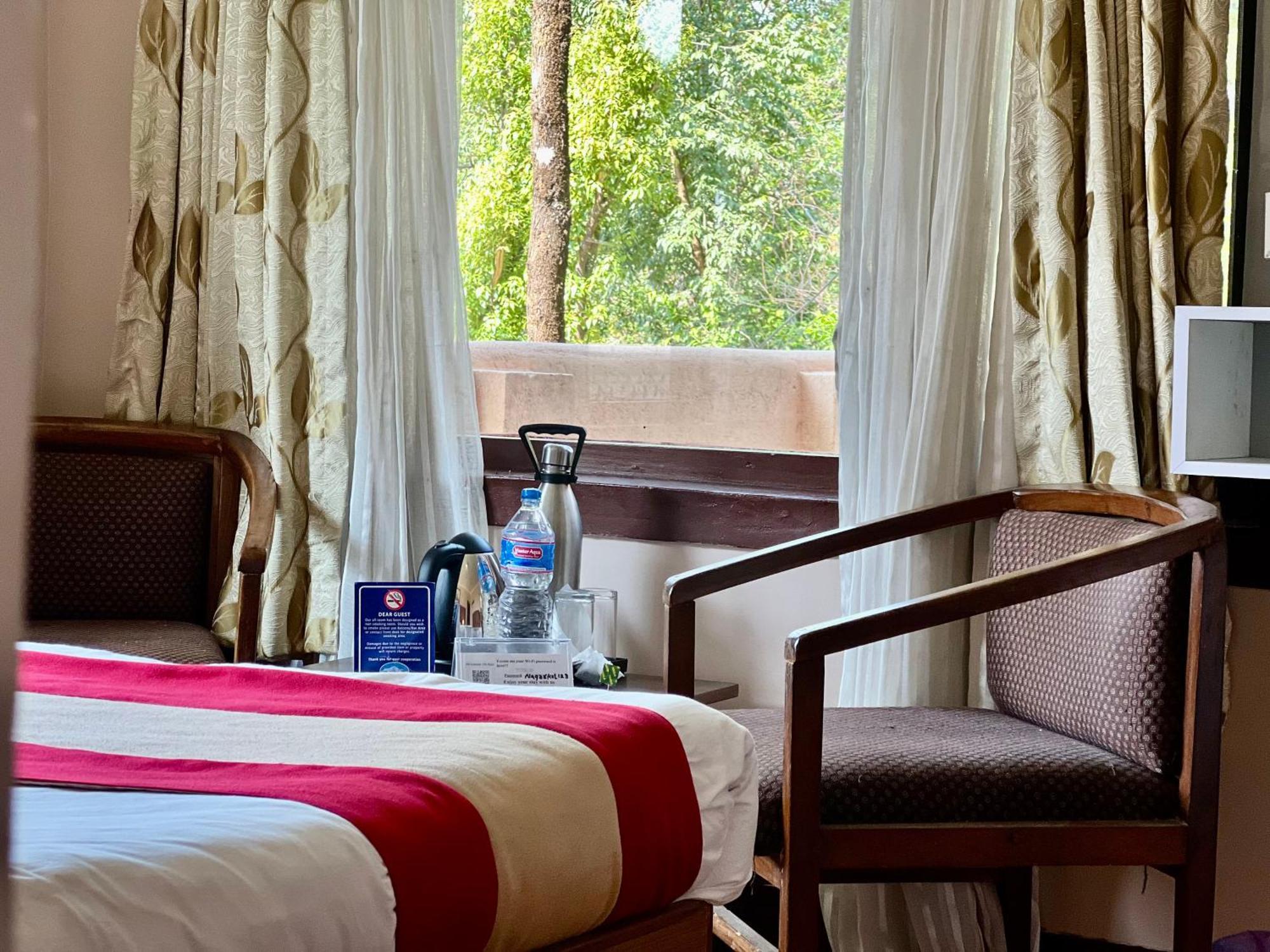 Mount Everest Hotel & Resort 나가르코트 외부 사진