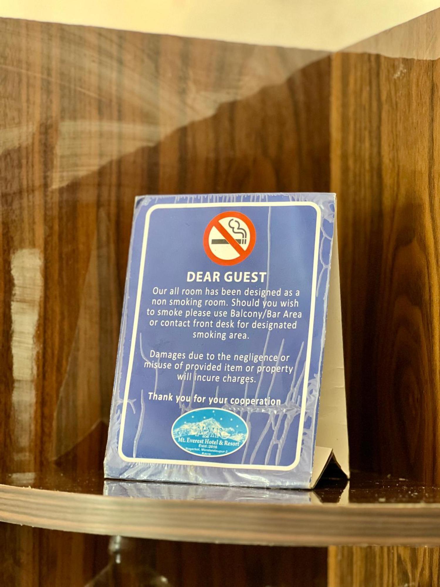 Mount Everest Hotel & Resort 나가르코트 외부 사진